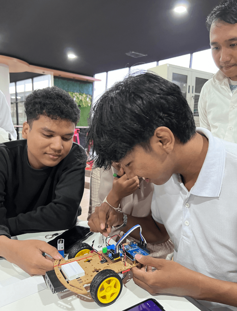 Praktik hands-on di workshop